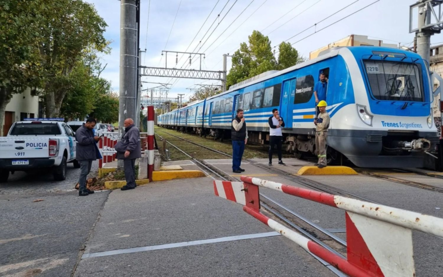 Un accidente en las vías del Tren Roca paralizó la mañana en Barrio Hipódromo