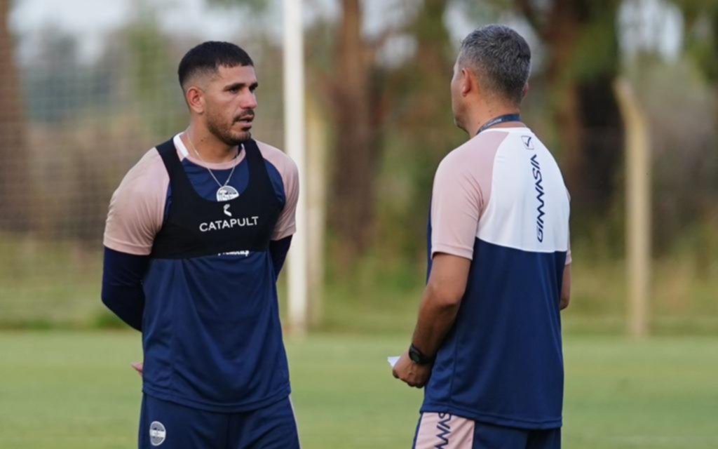 Flores y un día a todo Lobo en su presentación