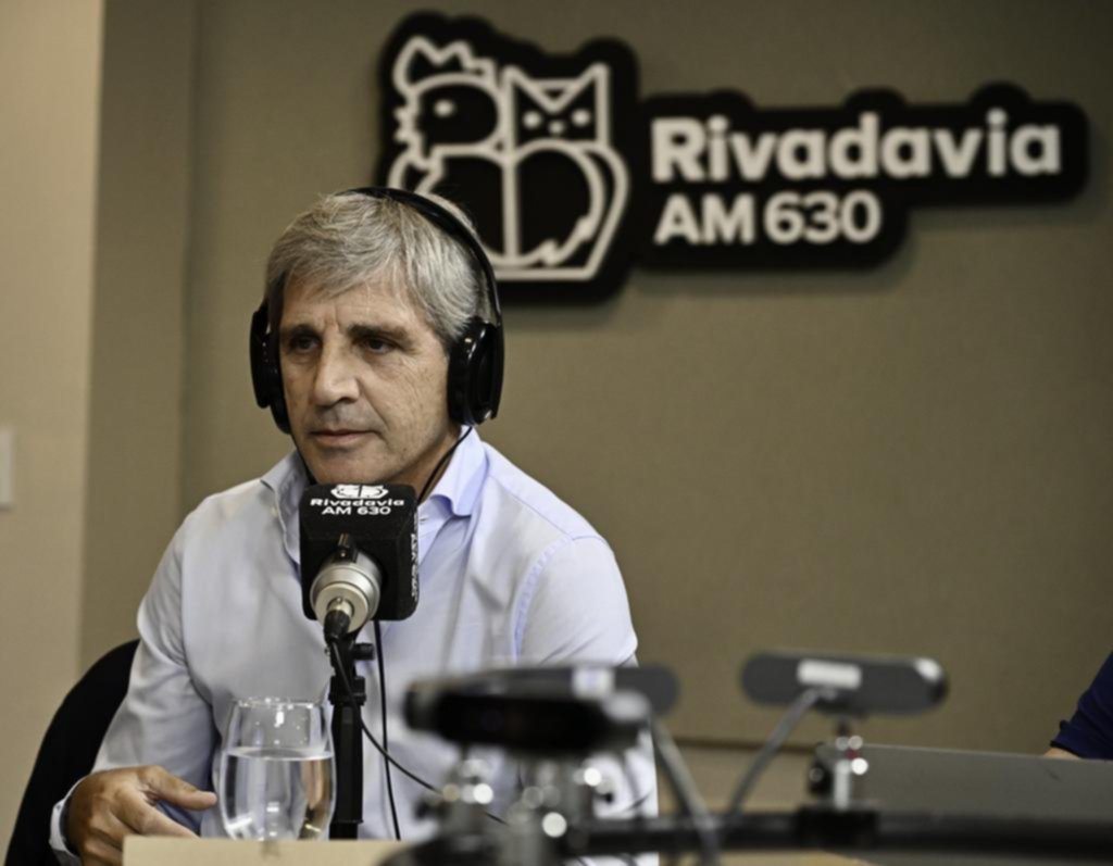 Caputo adelantó que la inflación será del 2,3%