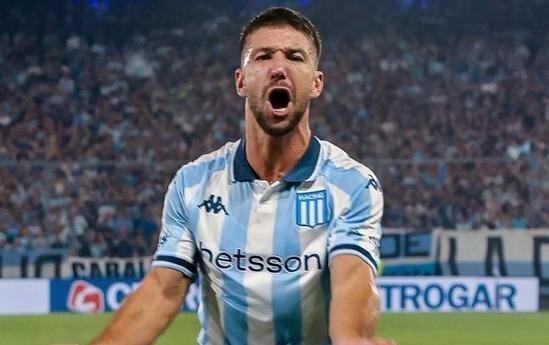 Con la Recopa en la mira, Racing enfrenta al Bicho