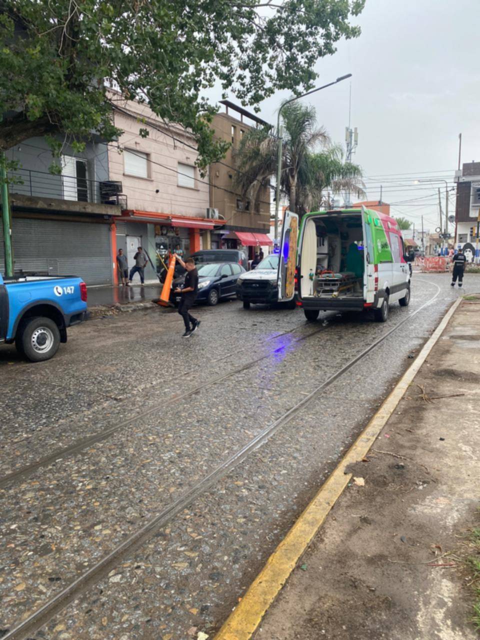 Una joven fue hallada con un disparo en la cabeza