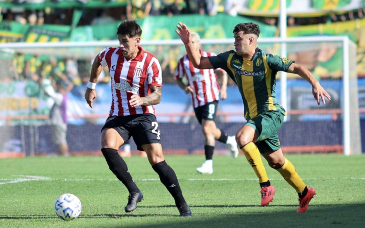 Estudiantes vs Aldosivi.- Una opaca versión del Pincha sólo pudo empatar 2 a 2 ante el Tiburón en Mar del Plata