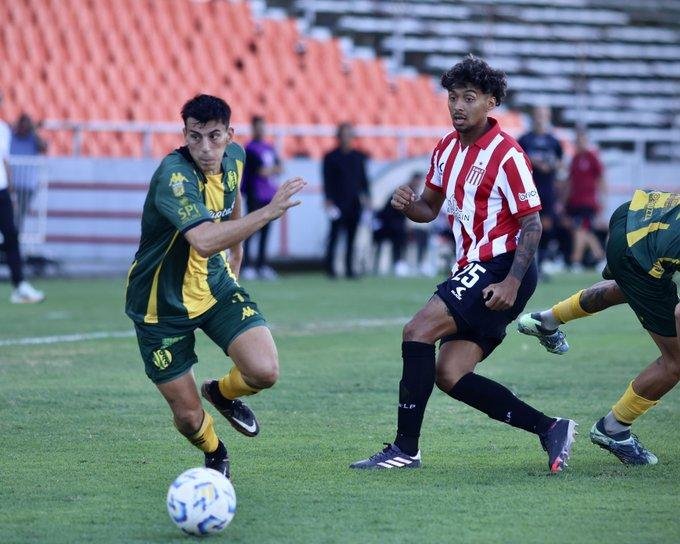 Flojo nivel y actuaciones que rozaron la decepción