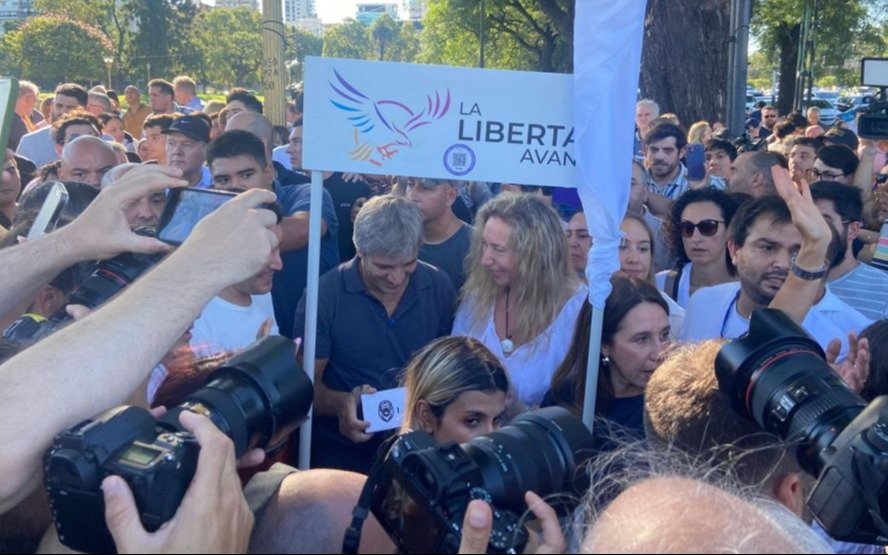Sin referencias a $LIBRA, Karina Milei y Luis Caputo encabezaron un acto de afiliación en Palermo