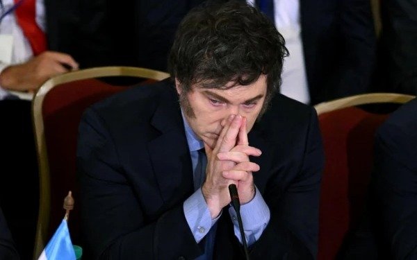 Hay 112 denuncias penales ante la Justicia Federal por la criptomoneda promocionada por Javier Milei