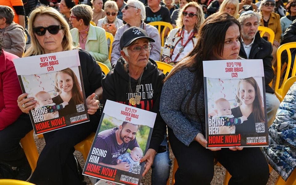 Israel confirmó que Hamas entregará mañana los cuerpos del argentino Shiri Bibas y sus dos hijos