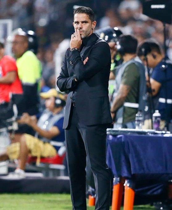 En medio de las críticas, Gago recibió buenas noticias
