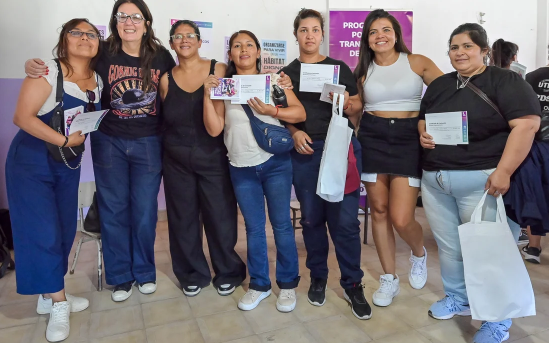 Jornada previa al 8M en Villa Itatí
