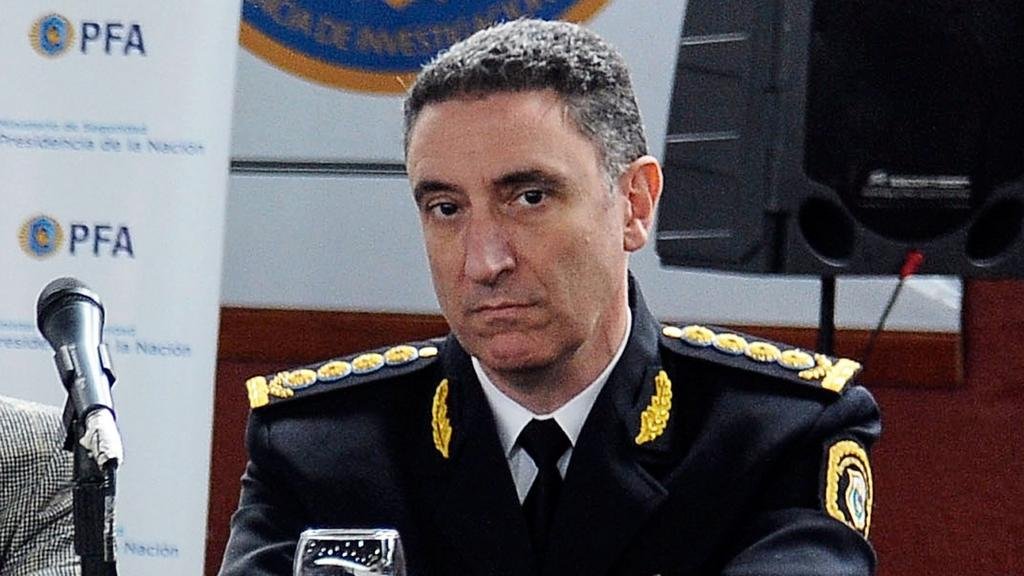 Rechazan la demanda por dichos de un fiscal en “la causa de los sobres”