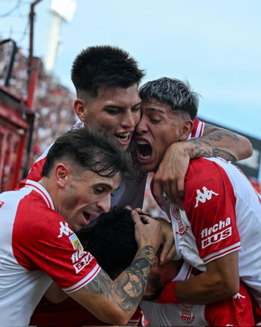 Huracán se dio un gustazo y le ganó bien el clásico a San Lorenzo