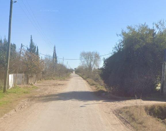 Mientras trabajaban en una huerta, los dejaron sin una pequeña fortuna