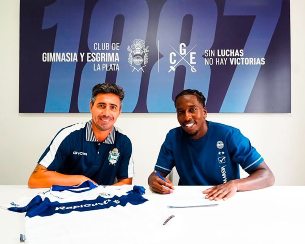 Hurtado podría ir al banco en el partido ante Deportivo Riestra