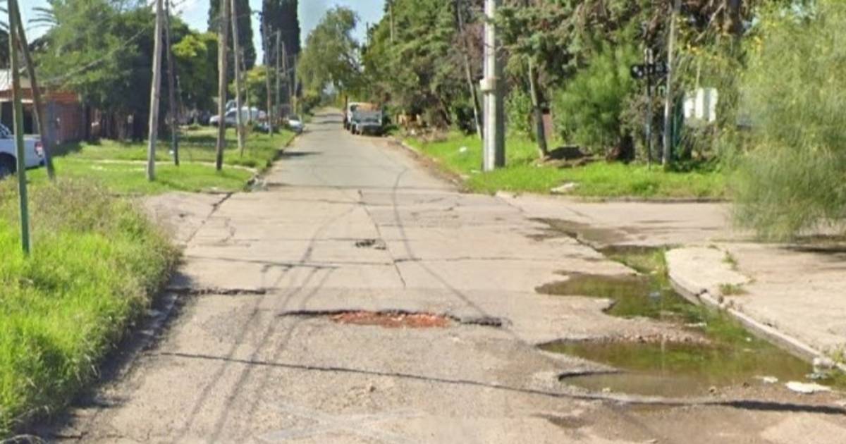 Vecinos de Villa Elvira reclaman por el mal estado de las calles | El Dia