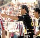 Los hinchas albirrojos lo recibieron como a un ídolo