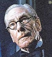 Murió Michael Gough, el mayordomo de la serie "Batman"