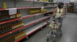 Hay escasez de aceites y pañales en supermercados de la Región