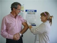 Comenzó la nueva campaña de vacunación antigripal 2012