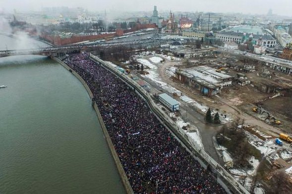 Multitud marchó en Rusia por el líder de la oposición asesinado