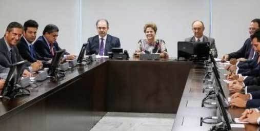 Dilma no será investigada por el escándalo en Petrobrás