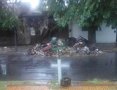 Basura acumulada en 68, 16 y 17