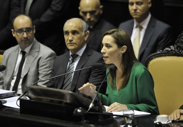 Vidal no descartó denunciar a Scioli por irregularidades en la Provincia