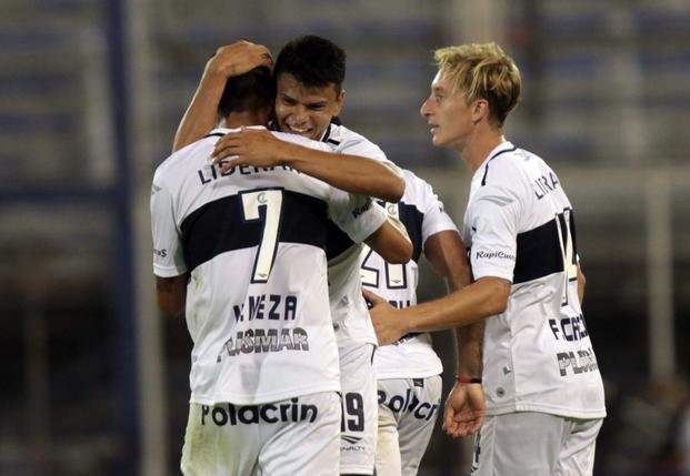 Para enfrentar al Cuervo, Troglio mantendrá a Bou como titular y Mazzola estará en el banco
