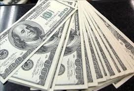 El dólar cerró en $15,88