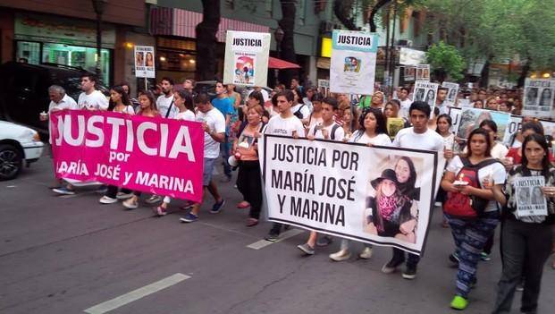 Mendoza salió a la calle por el doble crimen de las mochileras
