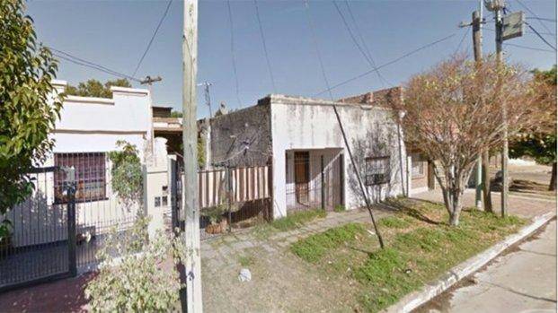 Se negó a hablar el chico preso por matar a su madre y al padrastro