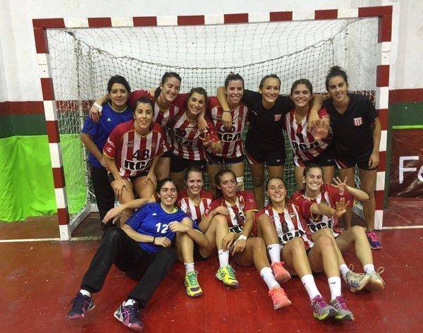 Estudiantes, finalista