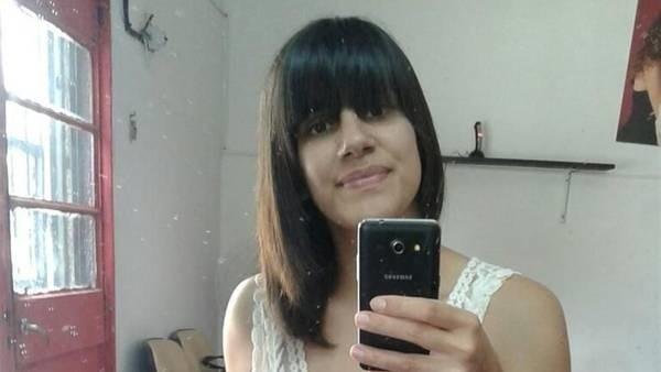 Delante de los hijos, mató a su ex pareja de 17 puñaladas