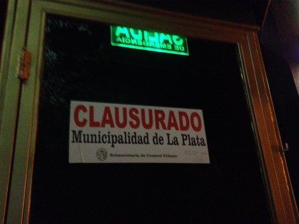 Clausuran tres bares por incumplimiento de normativas