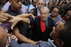 El Partido de los Trabajadores calificó 
detención de Lula como "secuestro"