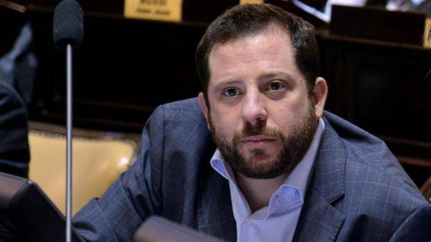 Ottavis renunció hoy a la conducción de la bancada kirchnerista