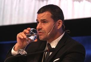 La salida de Galuccio de YPF es para "consolidar un equipo de gestión nuevo"