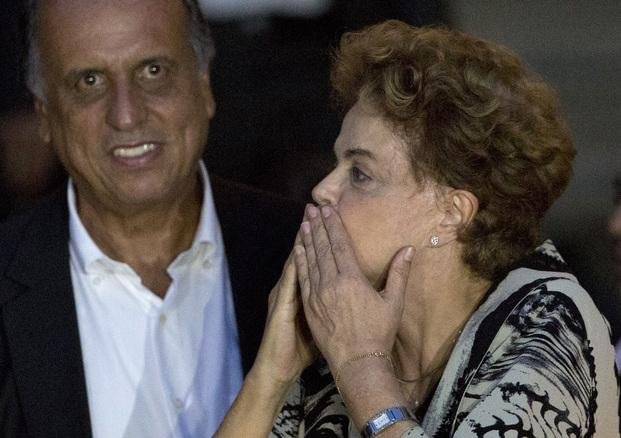 Dilma convocó a reunión de emergencia por el pedido de preventiva de Lula