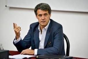 Prat-Gay estimó una inflación del 1% por mes para la segunda parte del año