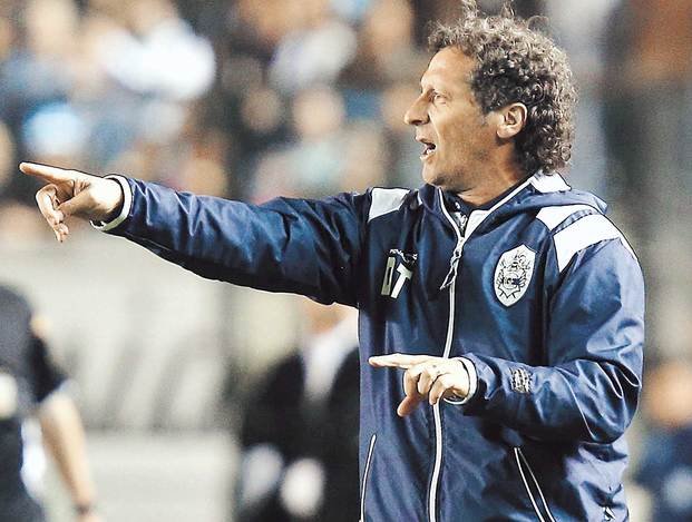 “Hoy por hoy, sé que uno está en deuda con los clásicos”