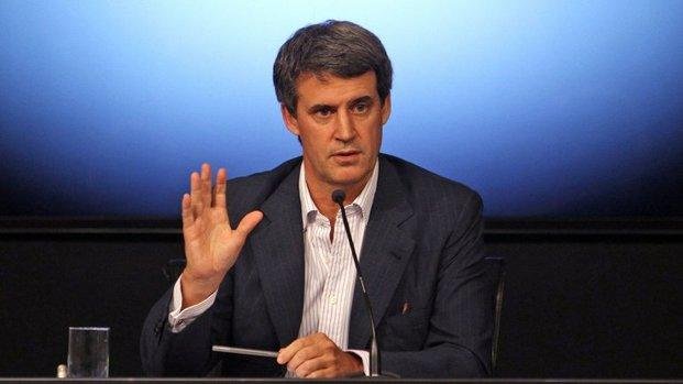 Prat Gay: "Si no hay acuerdo habrá un ajuste fiscal tremendo"
