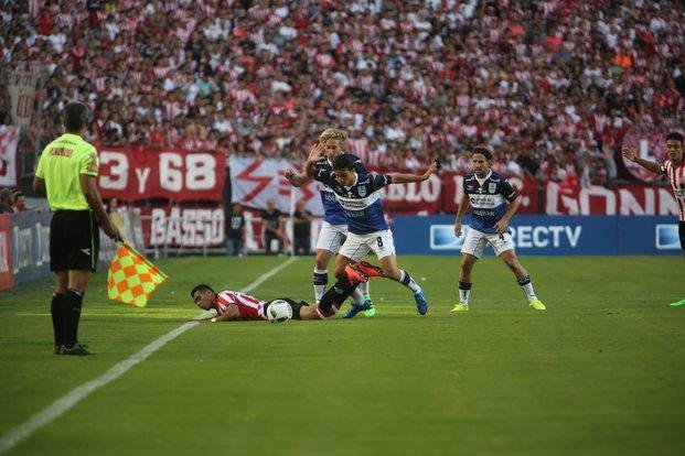 Gimnasia dejó espacios sin cubrir y el Pincha los aprovechó