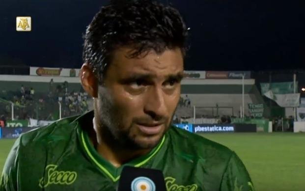 Sarmiento decidió a echar a uno de sus jugadores en medio de un escándalo
