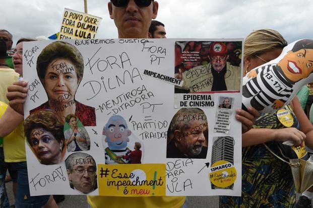 Tras las masivas protestas, Dilma busca poner freno al juicio político