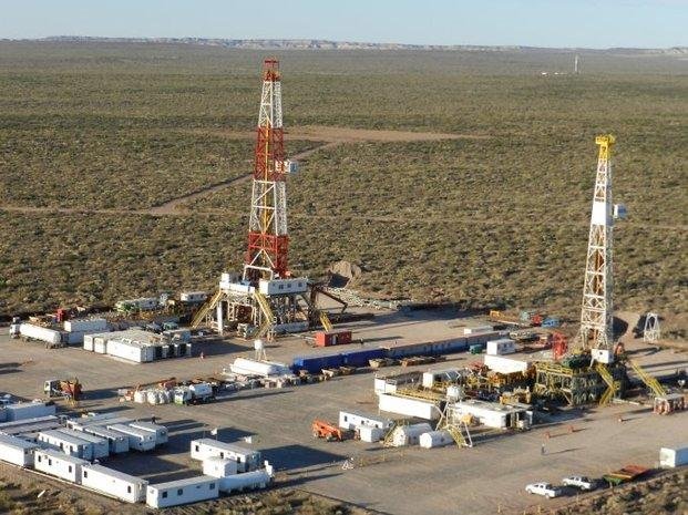 Ordenan que YPF haga público el contrato completo con Chevron
