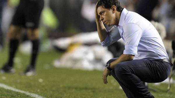 Gallardo sigue con bronca por la goleada sufrida en Santa Fe y le pidió "más reacción" a sus jugadores