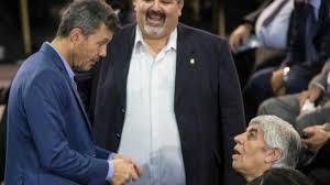Tinelli usó las redes sociales con humor e indirectas para un DT y Hugo Moyano