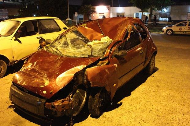 Continúa grave el joven herido por el fatal despiste de un auto en Berisso