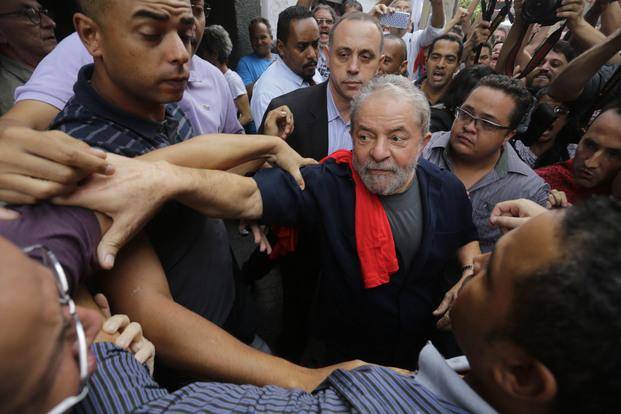 Lula fue designado secretario de gobierno y ya hay polémica en Brasil