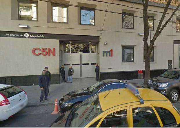 Allanan empresas de Cristóbal López