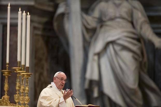 El Vaticano también revisará archivos de la dictadura