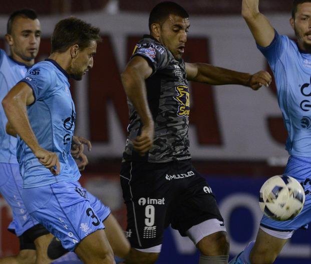 Huracán lo dio vuelta en el Ducó